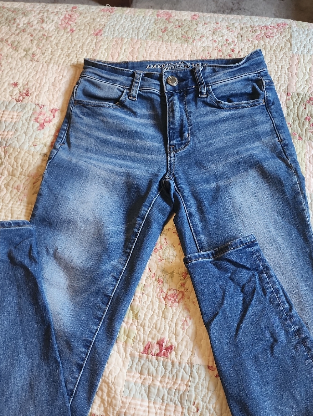American Eagle Outfitters Medium Blue Skinny Jeans - Women's